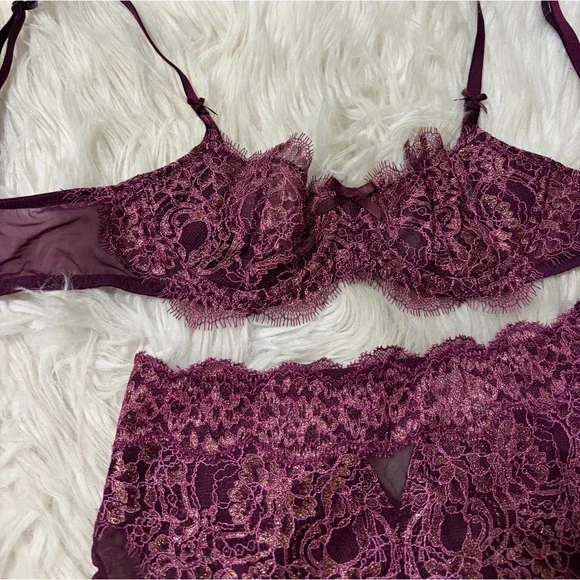 Victoria’s Secret Dream Angels Wicked Foil Lace Lingerie Set 32B/Xs - Picture 3 of 9